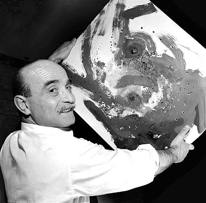 Lucio Fontana